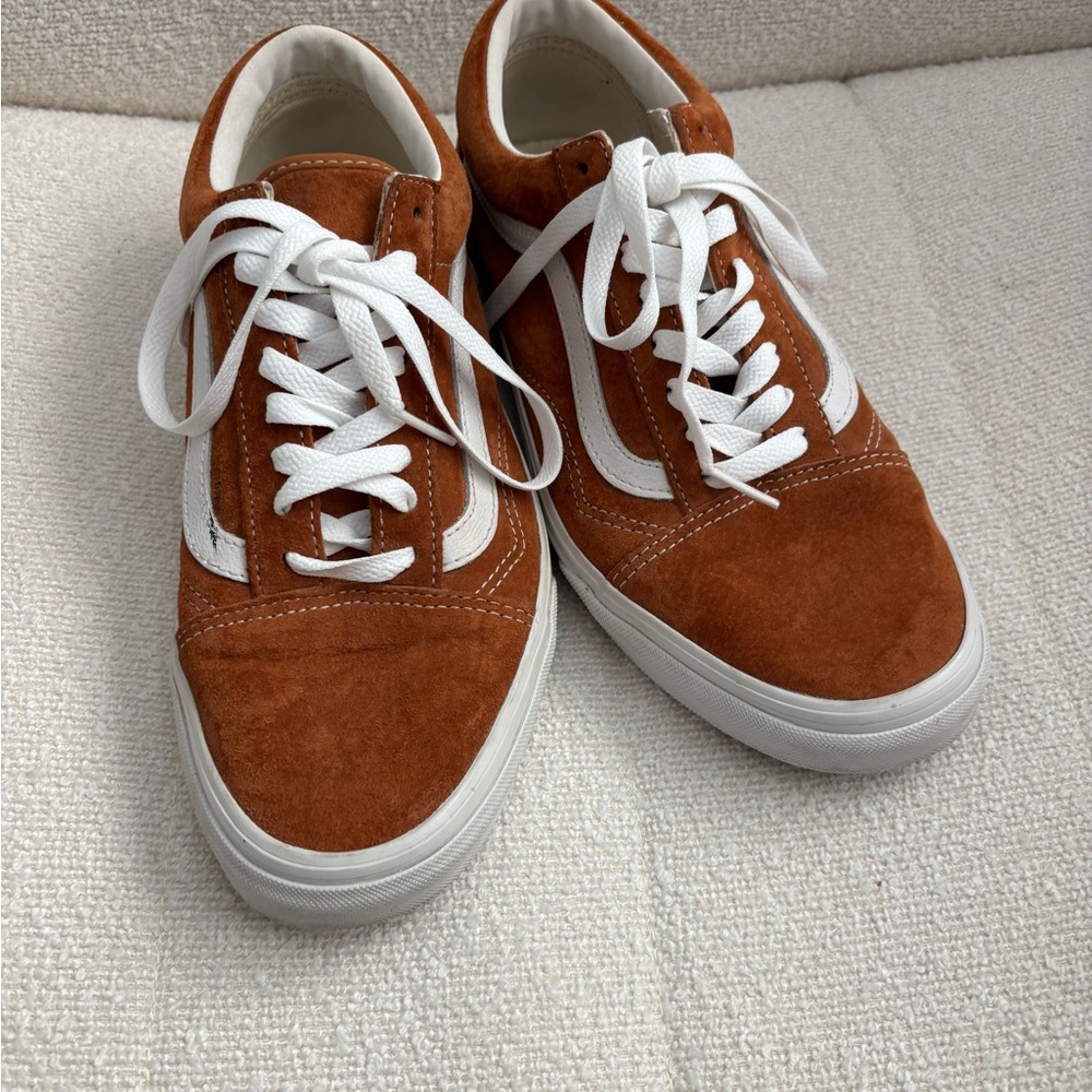 Vans Old Skool orange white Suede Scothguard size 9 women’s (7.5 men)
